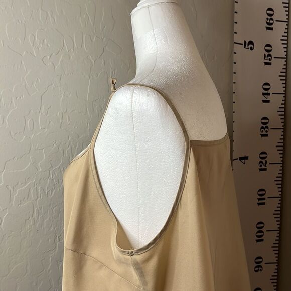𝅺unbranded tan camisole square neck and back skinny straps nonadjustable SZ XL - Picture 4 of 11